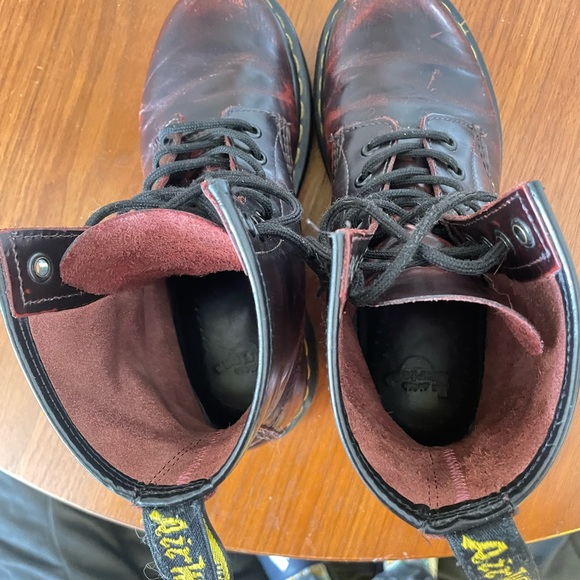 Dr. Martens 1460 8-Eye Boot for Women Ox blood. - Picture 6 of 7